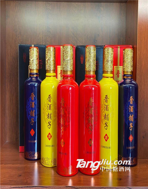 清香型白酒，傳統(tǒng)古法釀造，地缸發(fā)酵，方成佳釀！