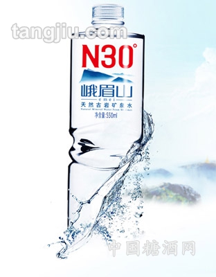 N30&#176;峨眉山天然古巖礦泉水